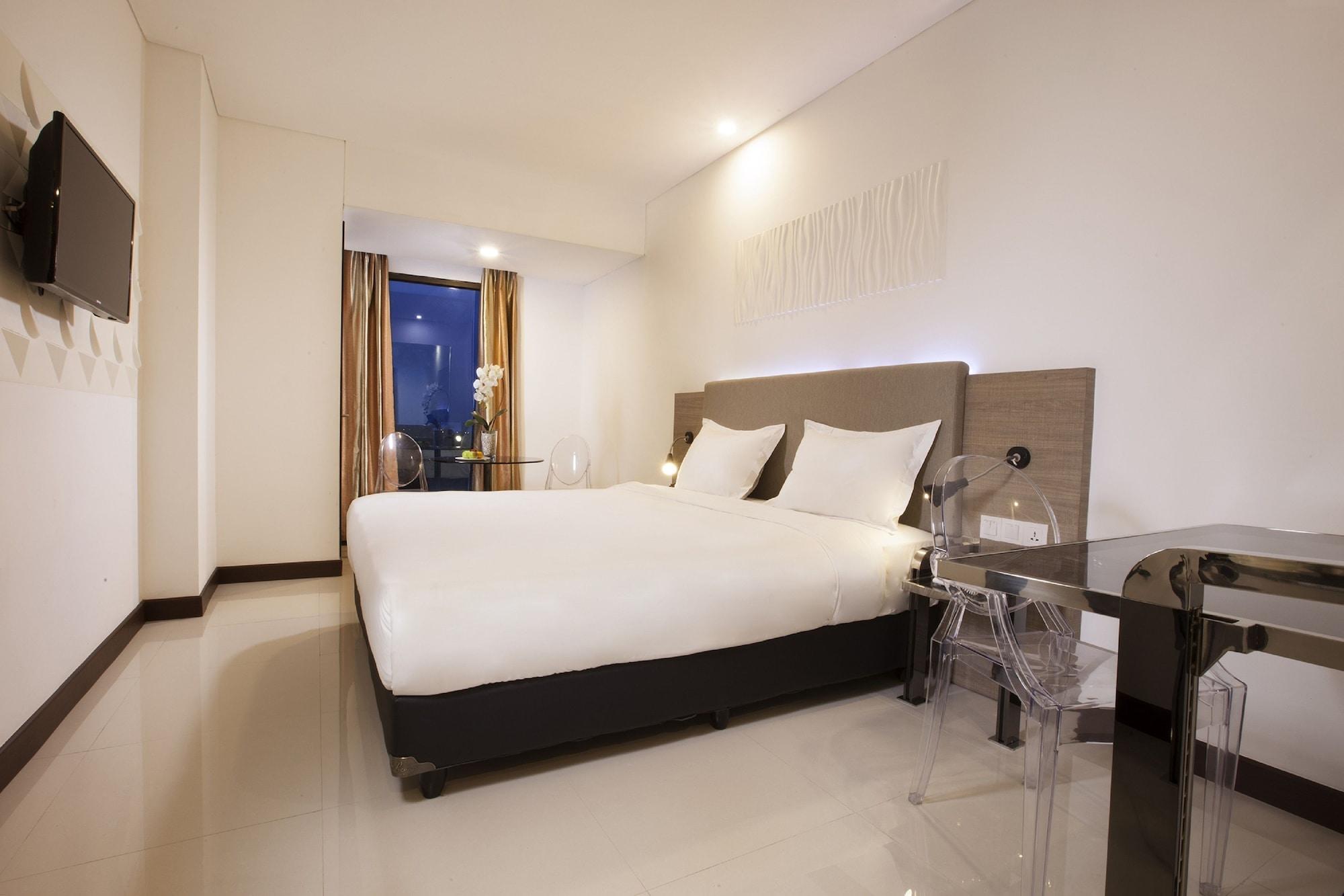 Verse Hotel Cirebon Exteriér fotografie