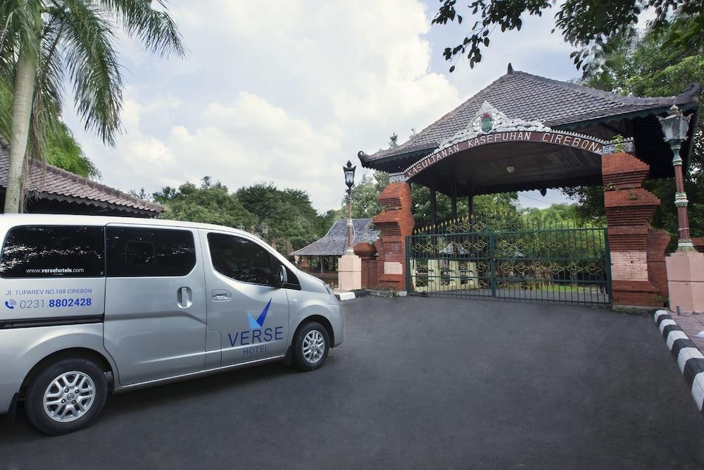 Verse Hotel Cirebon Exteriér fotografie
