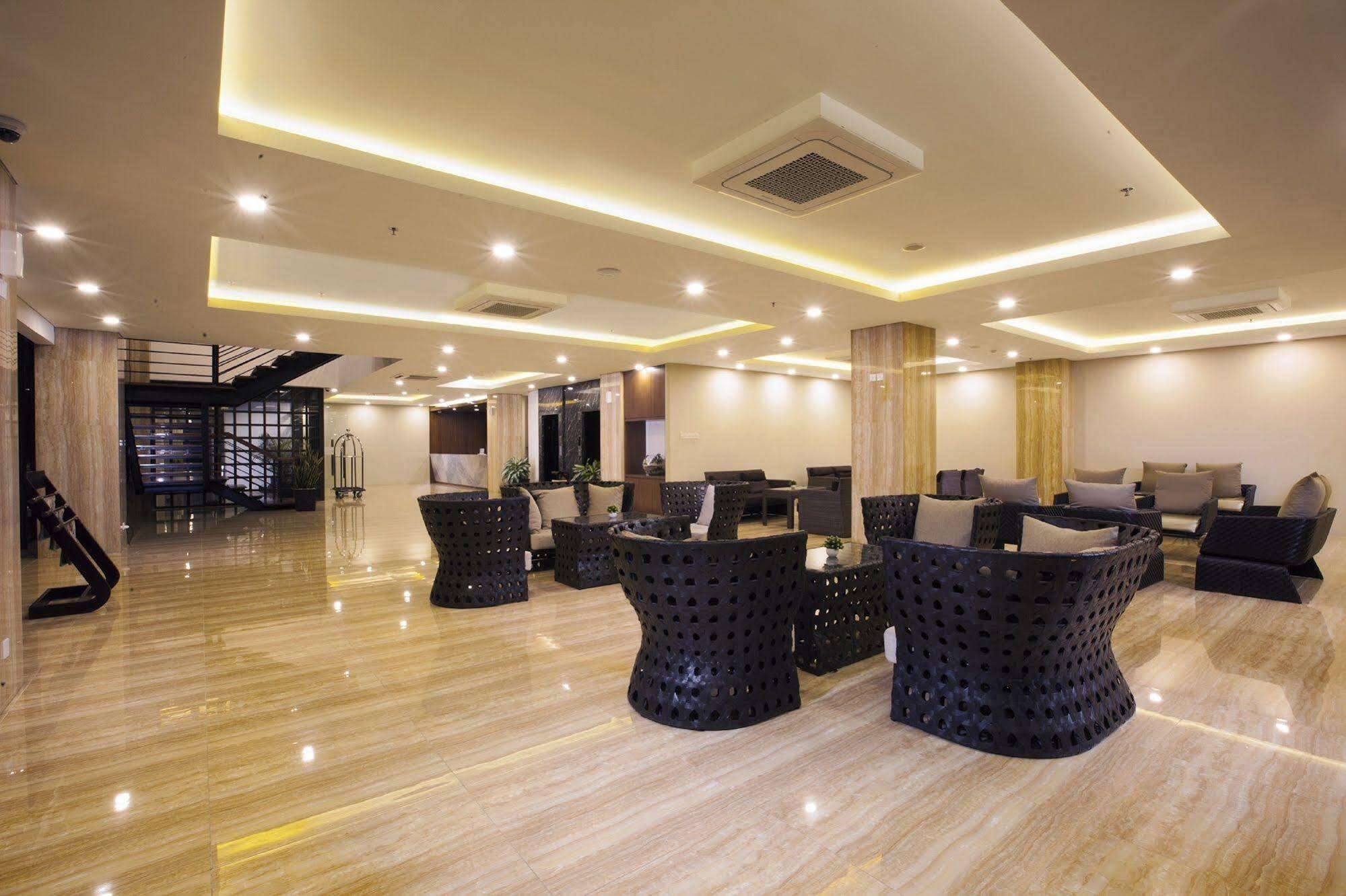 Verse Hotel Cirebon Exteriér fotografie