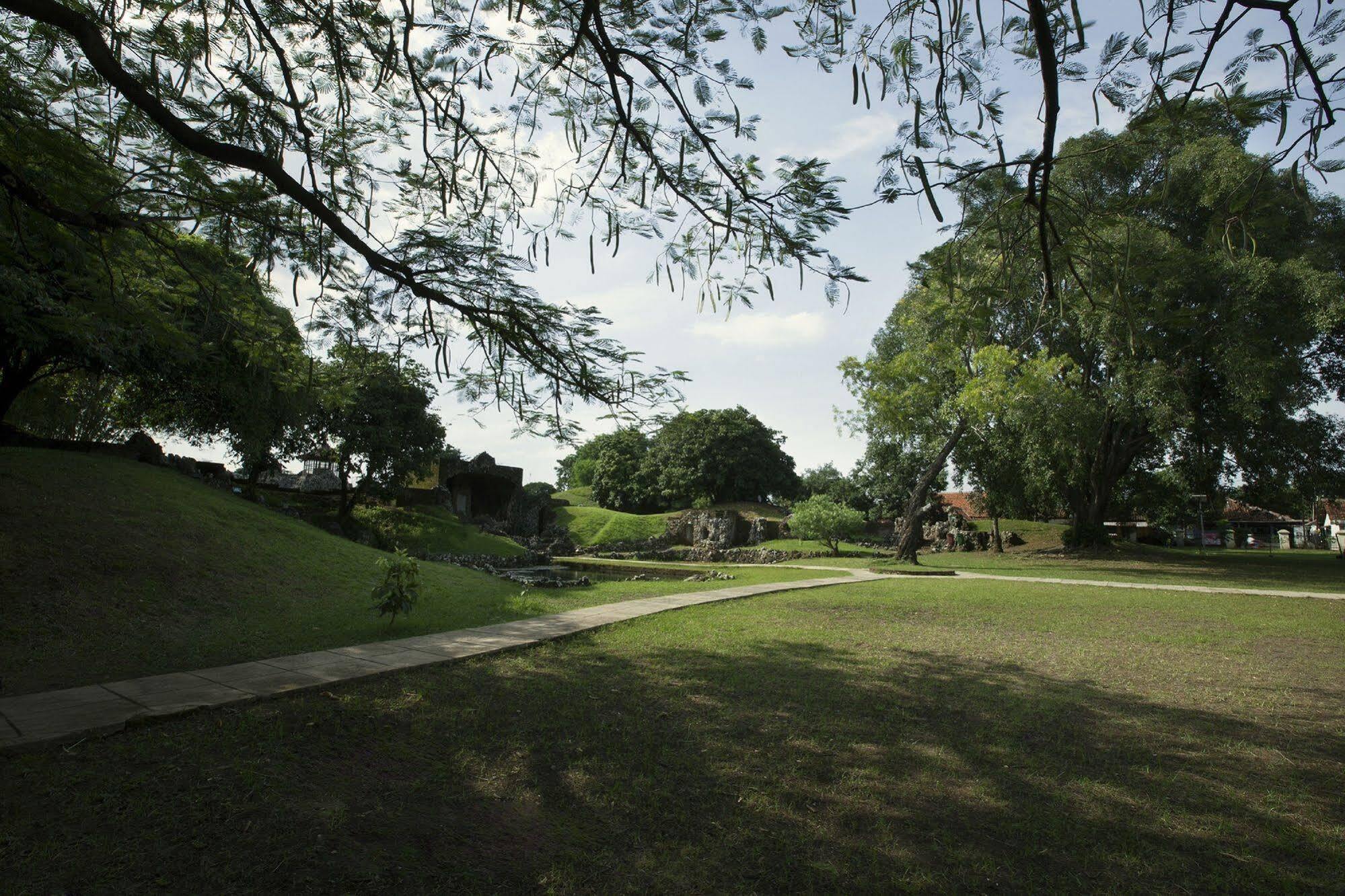 Verse Hotel Cirebon Exteriér fotografie